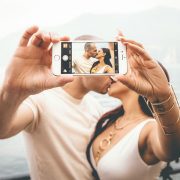 Choosing The Right Dating App To Find sex in The USA